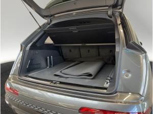 Audi Q7 SUV S line TDI quattro tiptronic / Gewerbeleasing ab 699,00 € / Vorführwagen /UPE 125.850,00 / Sofor