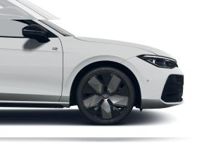 Volkswagen Passat 1.5 eHybrid DSG R-Line Signature ProMax Pano AHK Winterräder 18''