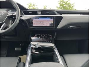 Audi Q8 e-tron 55 quattro advanced*NAVI-PLUS*MATRIX*HUD*PANO*B&O*VIRTUAL