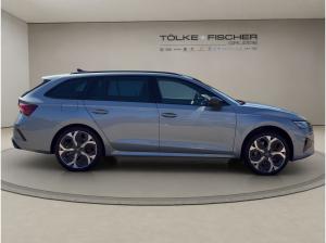 Skoda Octavia SOFORT VERFÜGBAR! Combi RS Pano AHK Navi 360 Massage