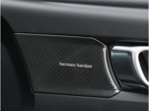 Volvo XC40 B3 Plus Black Edition