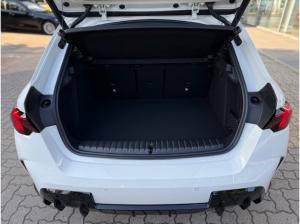 BMW 120 d M-Sportpaket / / Navi / LED / Klimaautomatik / opt. Versicherung