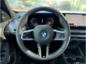 BMW 120 d M-Sportpaket / / Navi / LED / Klimaautomatik / opt. Versicherung