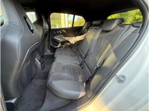 BMW 120 d M-Sportpaket / / Navi / LED / Klimaautomatik / opt. Versicherung
