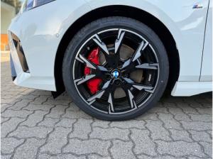 BMW 120 d M-Sportpaket / / Navi / LED / Klimaautomatik / opt. Versicherung