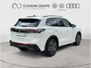 Volkswagen Tiguan R-Line 1.5 eTSI DSG AHK 360° Pano