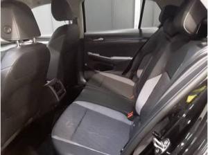 Volkswagen Golf VIII Lim. GOAL 1.5 TSI 85kW - LED Plus AHK ACC Navi CarPlay Digital Cockpit LM SHZ GJR