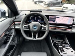 BMW 550 e xDrive Touring M Sportpaket Head-Up DAB