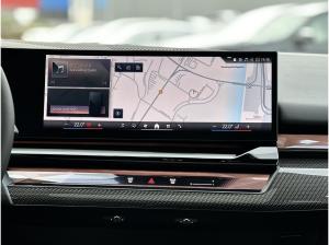 BMW 550 e xDrive Touring M Sportpaket Head-Up DAB