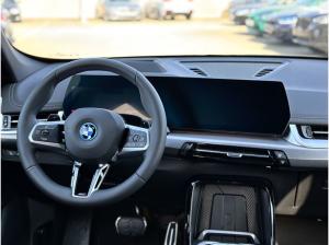 BMW X1 xDrive25e M Sportpaket Head-Up HK HiFi DAB