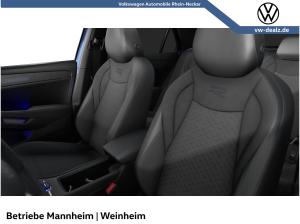 Volkswagen T-Roc R-Line 1.5 l eTSI DSG Klima NAVI AHK LED