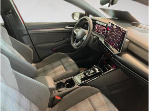 Volkswagen Golf VIII GTE BLACK STYLE 1.5eTSI DSG HYBRID ACC.5J-G.AHK.AREA-VIEW.NAVI+VC