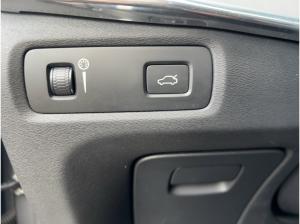 Volvo V90 D4 Momentum SHZ PDC LED LEDER