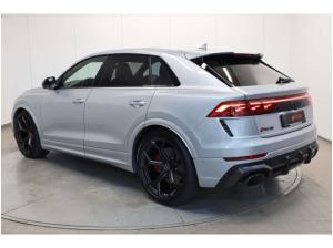 Audi RS Q8 TFSI quattro performance UPE: 216.130,- €