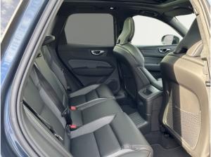 Volvo XC60 Recharge T8 AWD Plus Black Edition 21'' ACC 360 Grad Kamera ACC HUD e-Sitze