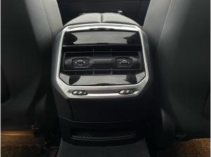 BMW i7 xDrive60 Limousine || M Sport Theatre Screen