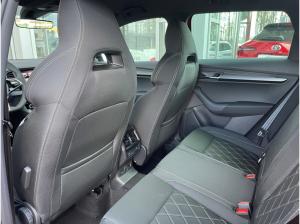 Skoda Karoq 1.5 TSI DSG Sportline *PRIVAT*SOFORT* l NAVI l 4x SHZ l ACC l KESSY l MATRIX l