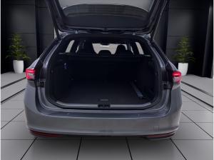 Skoda Superb Combi Sportline 2,0 TDI DSG - NAV KAM pACC DCC 19" MATRIX