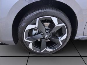 Skoda Superb Combi Sportline 2,0 TDI DSG - NAV KAM pACC DCC 19" MATRIX