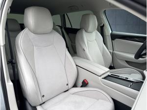 Volkswagen Passat Variant Elegance eHybrid AHK/Matrix/360/DCC/Nav/Assist