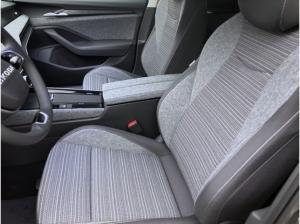 Skoda Superb Combi Selection 2,0 TDI - DSG NAV KAM LED pACC ASSISTENZ-P.