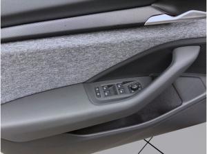 Skoda Superb Combi Selection 2,0 TDI - DSG NAV KAM LED pACC ASSISTENZ-P.