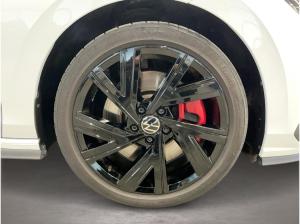 Volkswagen Golf VIII GTI 2.0 TSI LED LM PDC SoundSys
