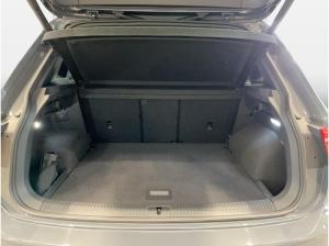 Volkswagen Tiguan R 2.0 TSI DSG 4M. ACC AHK AUT Kam. LED