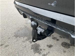 Audi Q8 SUV S line business TFSI e qu tiptr. 23 Laser