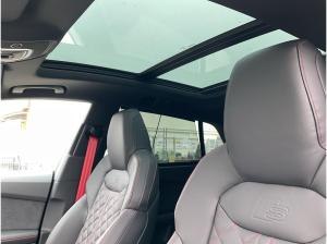 Audi Q8 SUV S line business TFSI e qu tiptr. 23 Laser
