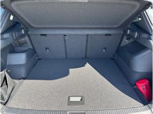 Volkswagen Tiguan R-Line 2,0 l TDI SCR 4MOTION AHK*LEDER*STANDHEIZUNG*PANO
