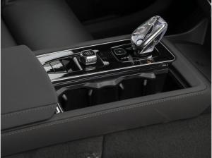 Volvo XC90 T8 Plus Black Edition