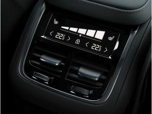 Volvo XC90 T8 Ultra Dark
