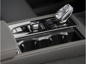 Volvo XC90 T8 Plus Dark