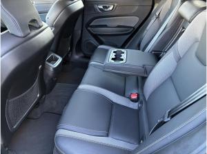 Volvo XC60 B5 AWD Plus Black Edition