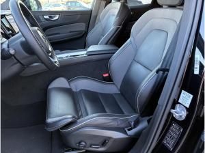 Volvo XC60 B5 AWD Plus Black Edition