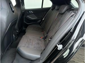 BMW M135i Limousine * >23%* M Perfomance Deals *