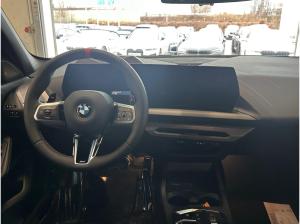 BMW M135i Limousine * >23%* M Perfomance Deals *