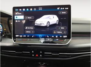 Volkswagen Golf VIII 2.0TSI 4Motion R-Line *Navi*LED*ACC*