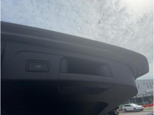 Volkswagen Touran 1.5 TSI DSG Comfortline LED SHZ ACC PDC
