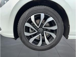 Volkswagen Golf VIII Active 2.0 TDI DSG LED+ AHK APP KAMERA