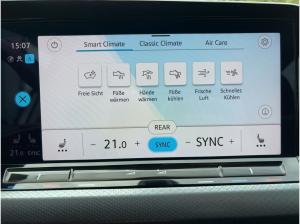 Volkswagen Golf VIII Active 2.0 TDI DSG LED+ AHK APP KAMERA