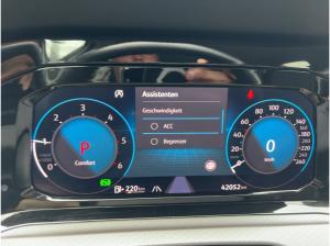 Volkswagen Golf VIII Active 2.0 TDI DSG LED+ AHK APP KAMERA