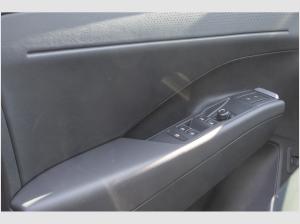 Volkswagen T-Roc Style 1.5 l eTSI Pano/IQ.Drive/Navi