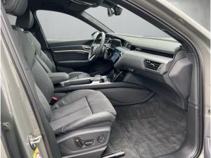 Audi Q8 e-tron advanced 50 quattro *SOH94%*Matrix*AHK