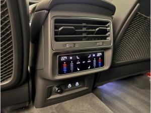 Audi Q7 SUV S line TDI quattro 210 kW tiptronic