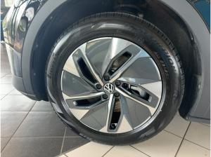 Volkswagen ID.4 Pro Performance Allwetterreifen Parklenlassistent