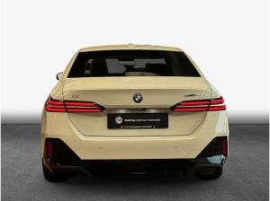 BMW i5 eDrive40 , 4-türig (Strom)