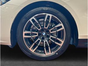 BMW i5 eDrive40 , 4-türig (Strom)