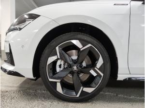 Skoda Superb Combi Sportline 2,0 TDI 4x4 7-Gang-DSG *Allrad**AHK**Aktionsfahrzeug**Sofort verfügbar*